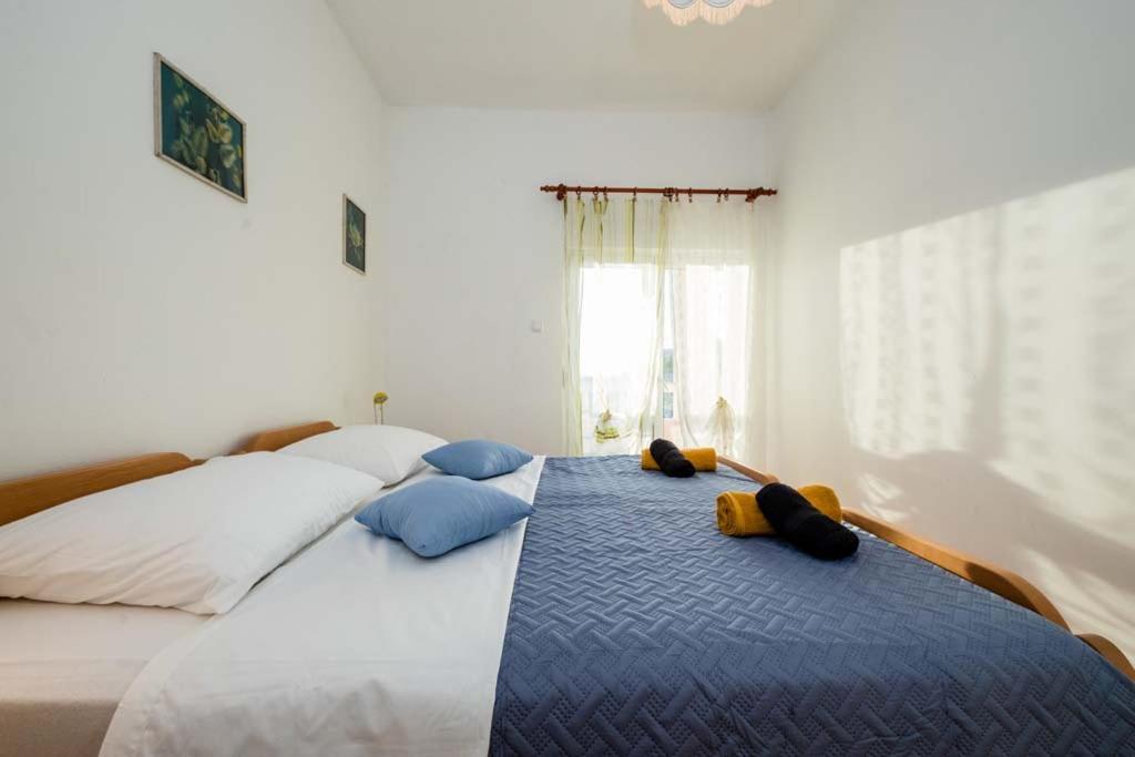 Apartmani Luka Banjol エクステリア 写真