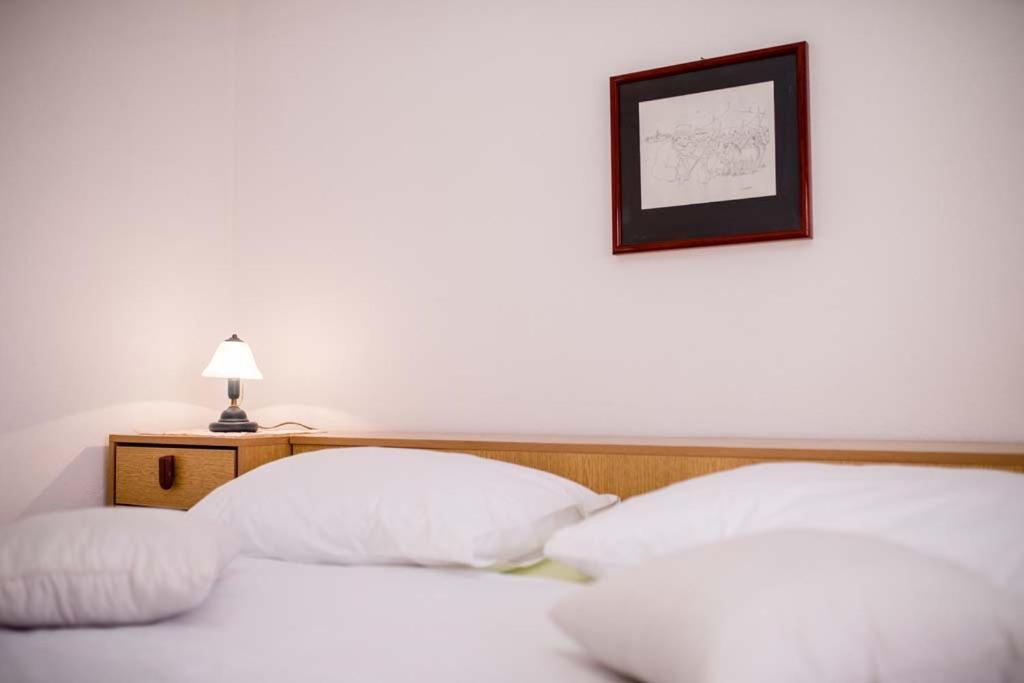 Apartmani Luka Banjol エクステリア 写真